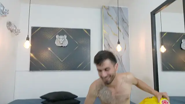 Онлайн чат XXX KingOfTemptation