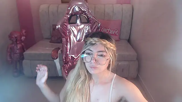 Kriistal_s Chat XXX in diretta