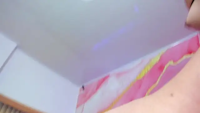 Daisy__rose élő XXX-chatje