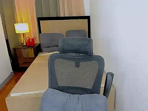 Chat +18 de CassieSommereux ao vivo