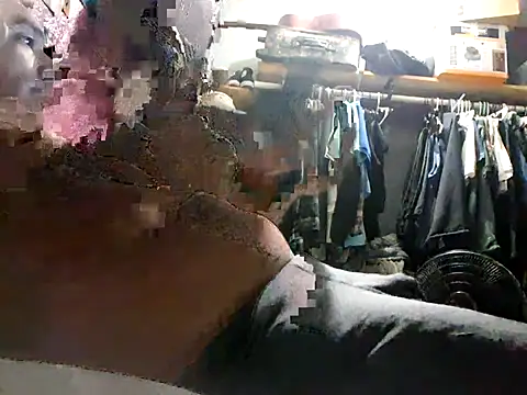 Mac15151's Live XXX Chat