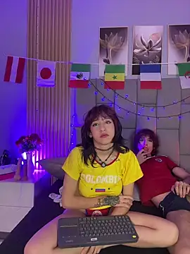 Mika_love_milo Adlı Modelin Canlı XXX Sohbeti