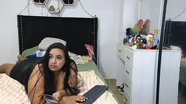 charlotte_077 Live XXX-chat
