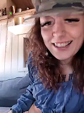 Chat +18 de marijacucu ao vivo