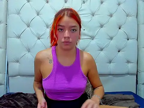 KayleeMei – Naživo XXX chat