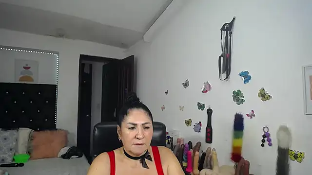 mature_bigboobs10's Live XXX Chat