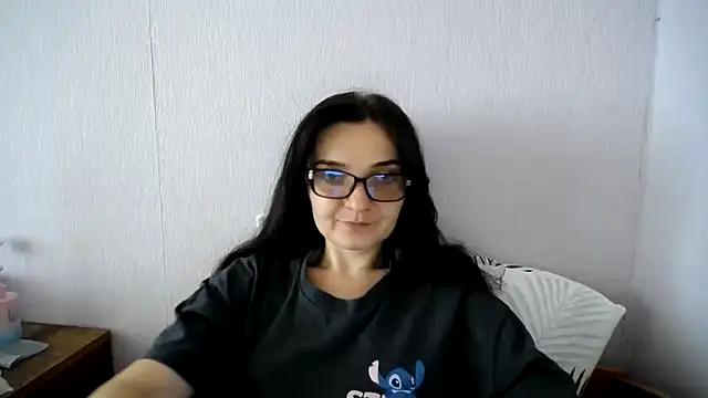 Shiny_gine's Live XXX Chat