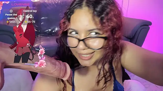 Živý XXX chat Raichell_sweet_curvy