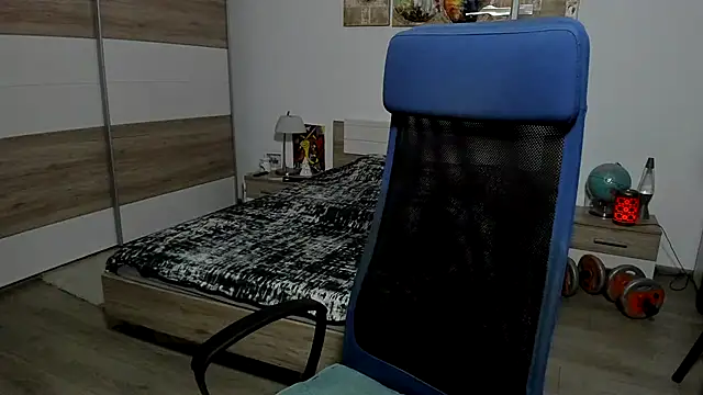 Show modela RobbyShawz na web-kameri