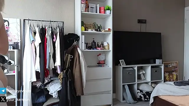 Maya_Rave élő XXX-chatje