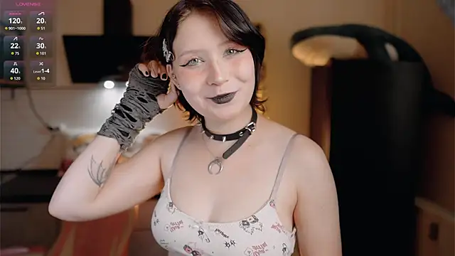 Nickari's Live XXX Chat