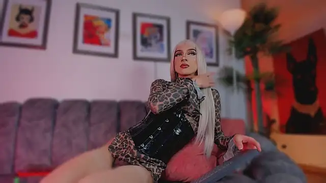 Taylor__foxxx লাইভ XXX চ্যাট