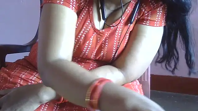 Pooja-suman Live XXX-chat
