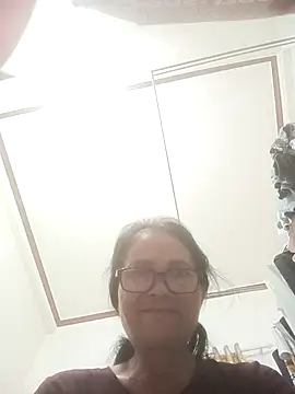 Vieekee 现场XXX聊天
