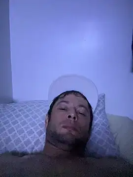 Carlosmauricio123 Show in webcam