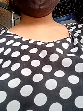 Chat XXX en directo de Aachal_7
