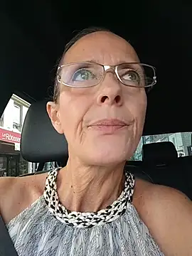 Sacha_Scorp – Naživo XXX chat