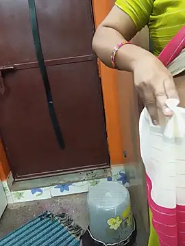 Manjudear Chat XXX live