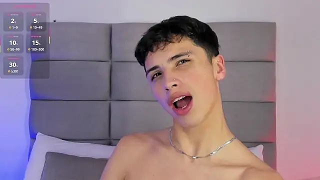JoshClaarktt: онлайн-секс-чат