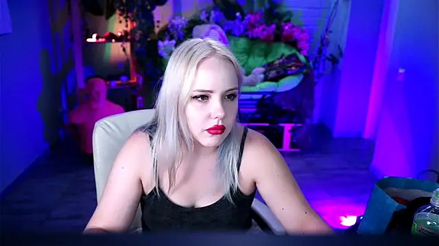 צ'אט XXX בשידור חי של stellawatts