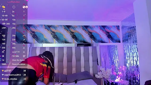 IsaDiiaz লাইভ XXX চ্যাট