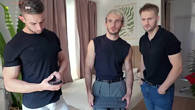 enjoy_me élő XXX-chatje