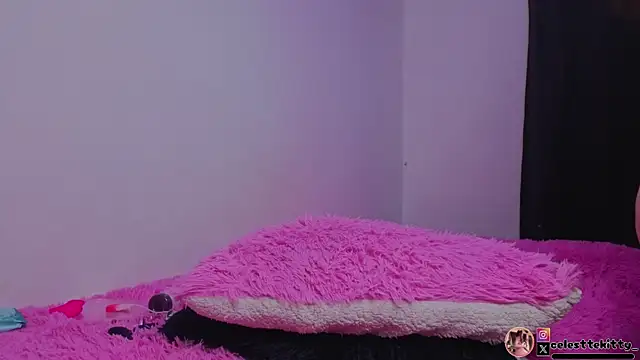 celestte_evans_1 élő XXX-chatje