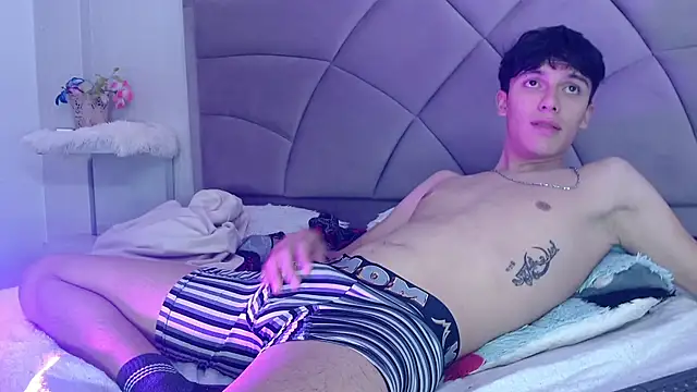 ethan_twink22 Live XXX-Chat