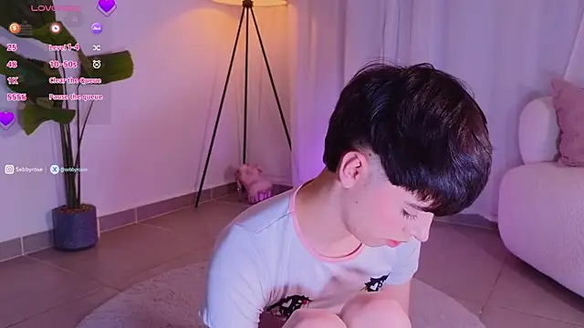sebbyroseのライブXXXチャット
