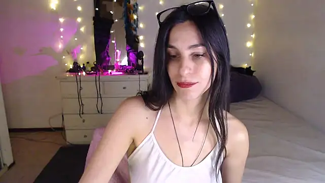 lunitaloveangel's Webcam Show
