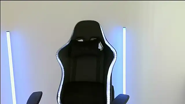 Онлайн чат XXX Bigbaald