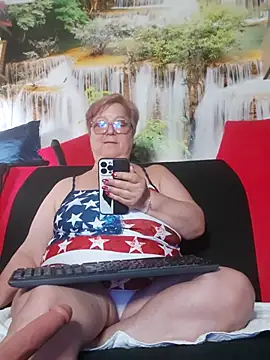 QueenPammy1 Chat XXX in diretta