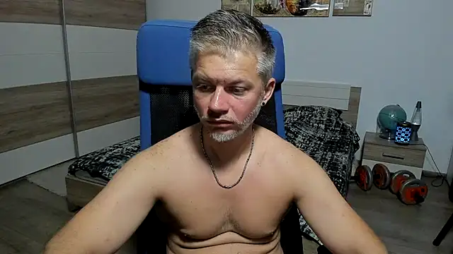 Chat +18 de RobbyShawz ao vivo