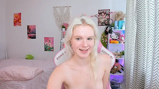 Chatroom XXX en direct de Mia_WaterFall