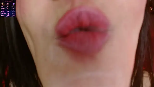 Chat +18 de Victoria_1126 ao vivo