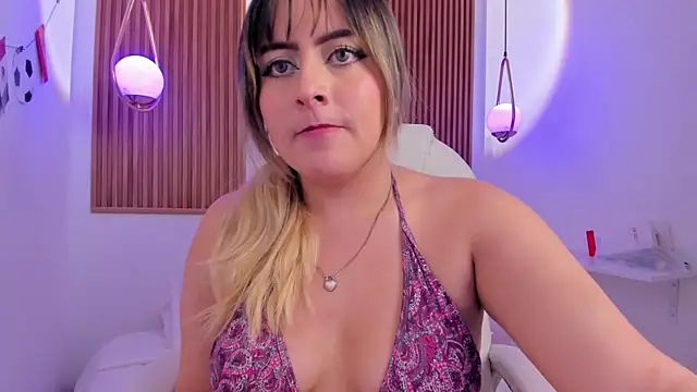 צ'אט XXX בשידור חי של jenny_Dream_