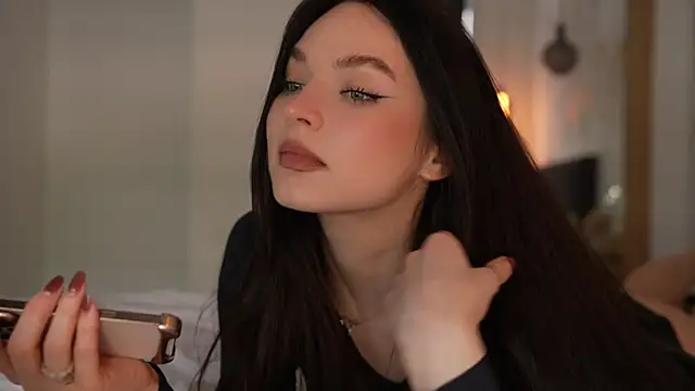 XXX chat uživo modela ibiddi