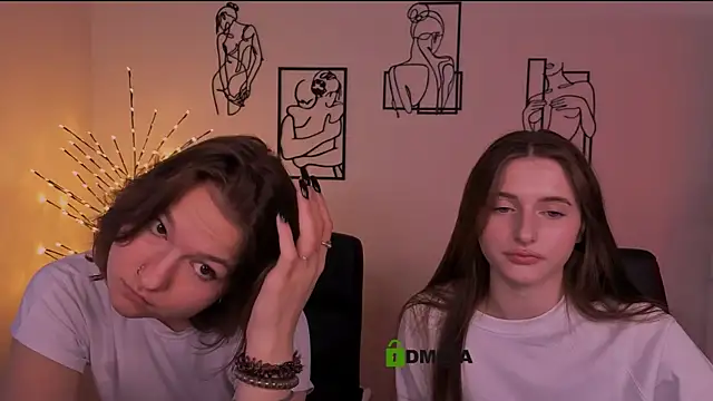 XXX chat uživo modela nekky_mouse