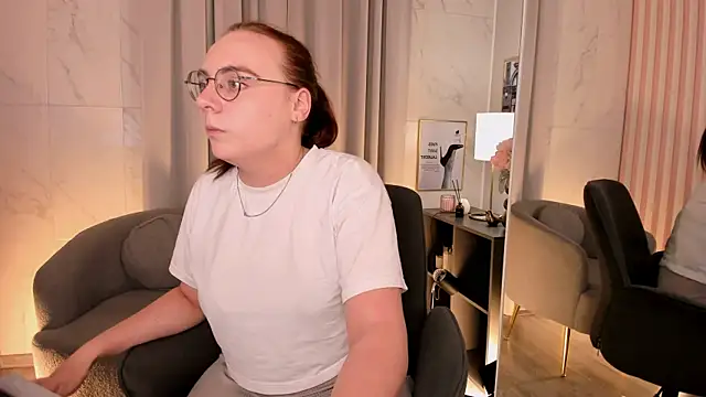 Candy_Queen__'s Live XXX Chat
