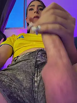 Camistar18 Adlı Modelin Canlı XXX Sohbeti