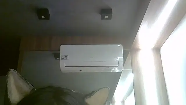SkinnyKitten Chat XXX live