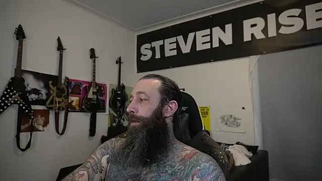 Czat XXX na żywo – StevenRiseNYC