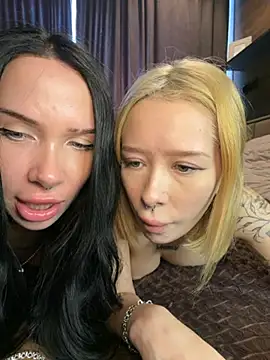 Chat +18 de MaryChanXO ao vivo