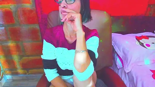دردشة BrianaGarner الجنسية المباشرة