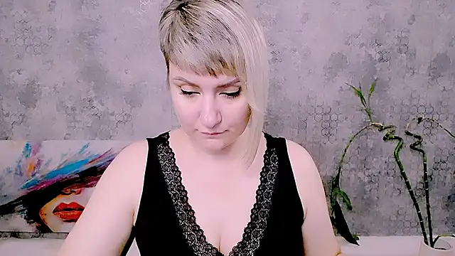 Živý XXX chat Djullia