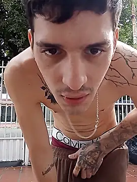 Онлайн чат XXX boy_max_latin