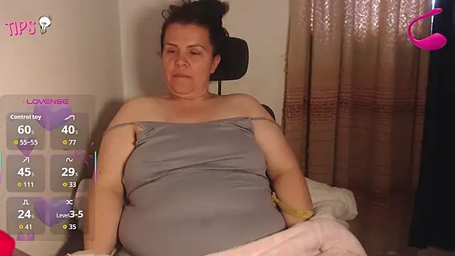 agathamiller01 Adlı Modelin Canlı XXX Sohbeti