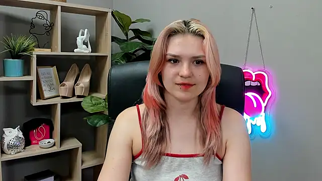 SweetLilyxo's Live XXX Chat
