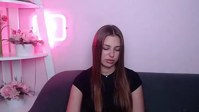 MilanaAngelAs live XXX chat