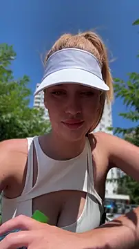 KikiWatson's Live XXX Chat